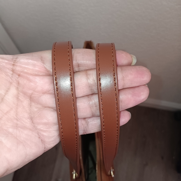 Michael Kors Preloved Brown With Dark Brown Straps Leather Tote with Charm - Picture 2 of 11